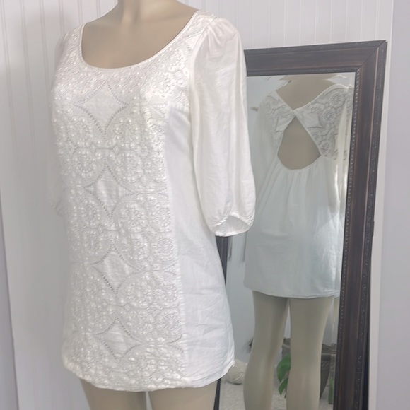Tibi Dresses & Skirts - Tibi White Embroidered Floral Lace Mini Dress With Cutout Back Size 4